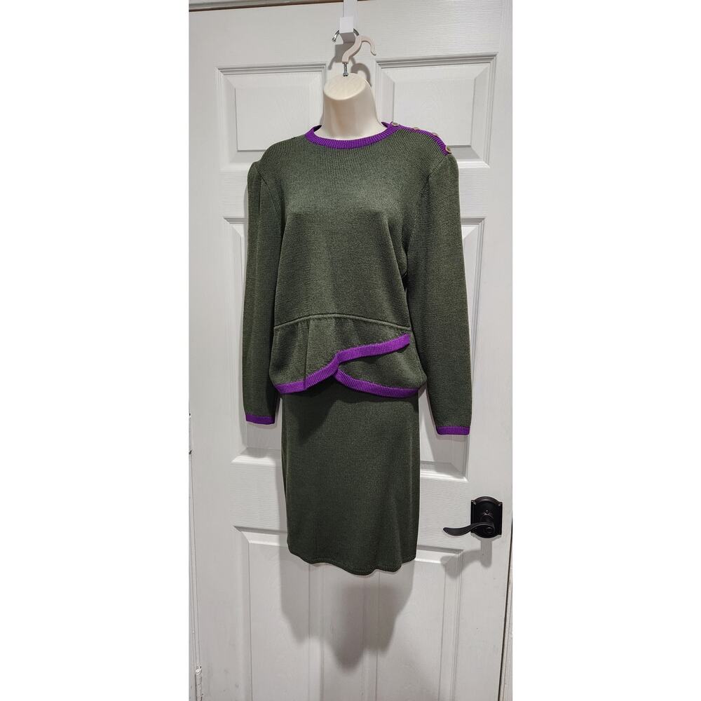 St. John peplum skirt suit sz 8